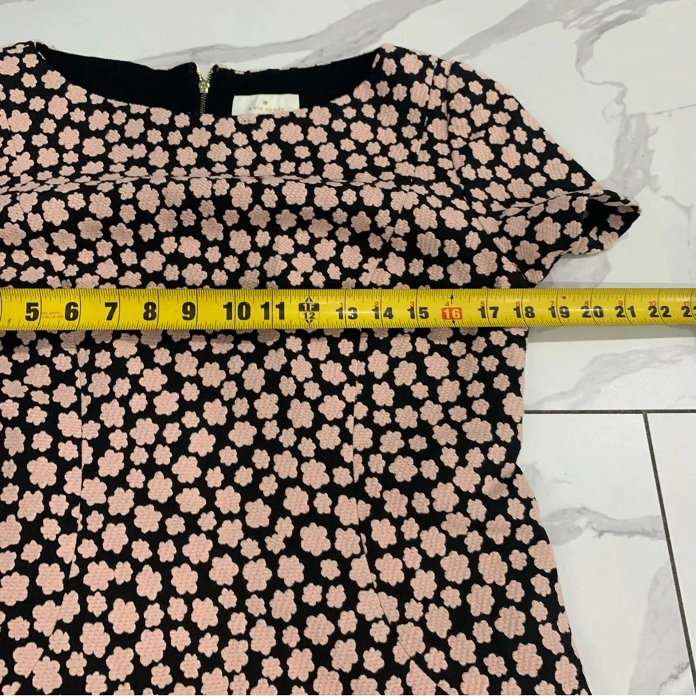 Kate Spade Mini Dress Sz 12 Jacquard Petal Stamp Knit  Pink Black Fit & Flare